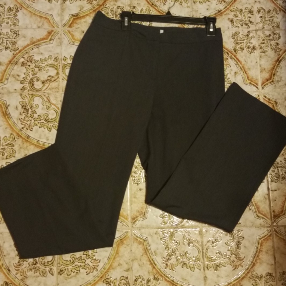 Liz Claiborne Gray Pant